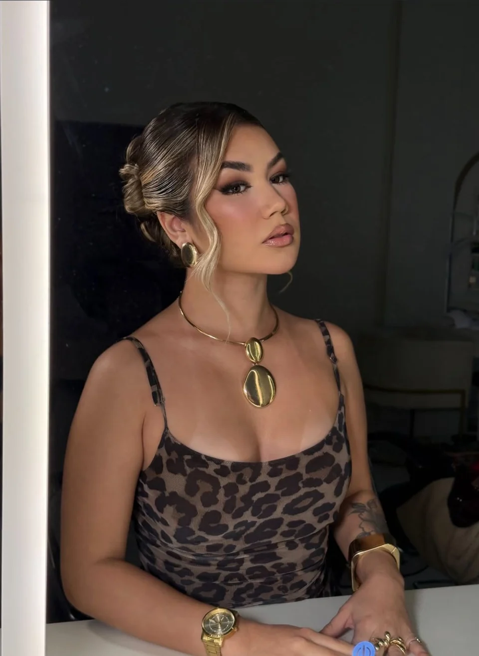 Andrya May, integrante do casting Backstage